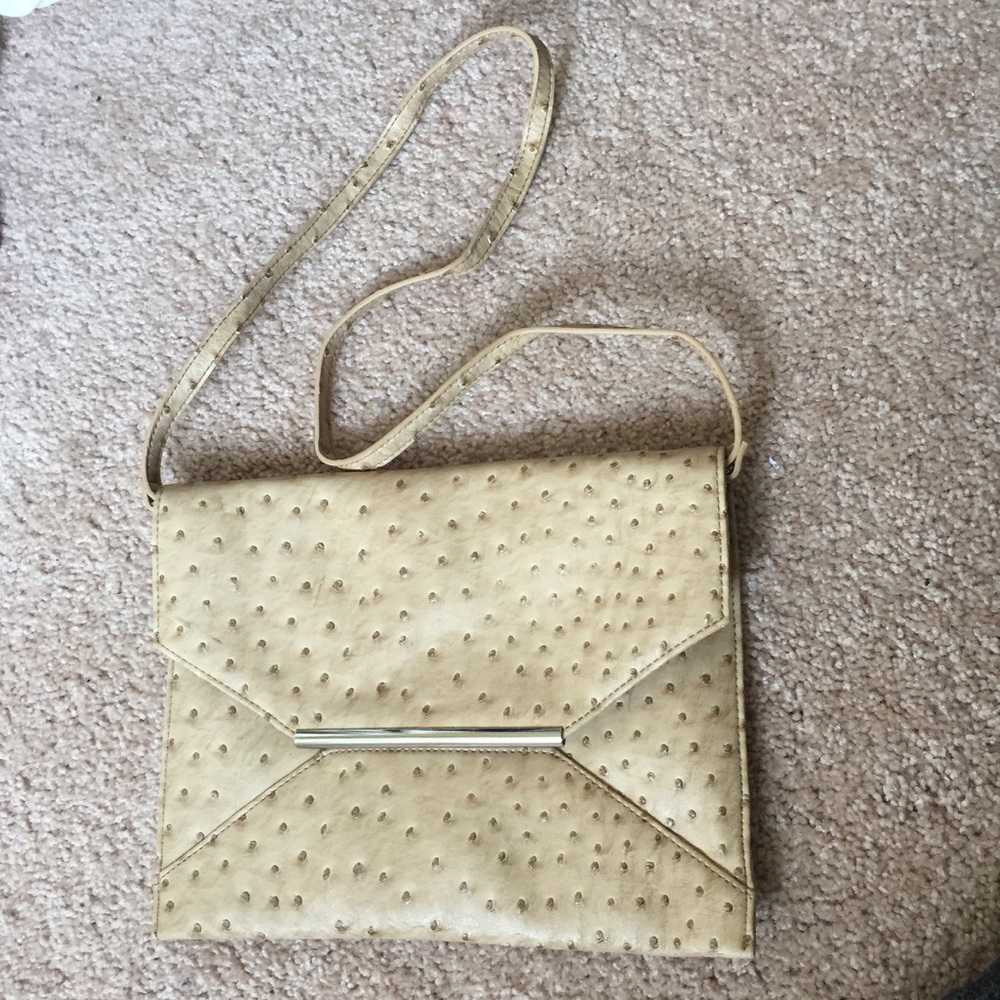 Convertible handbag and clutch!